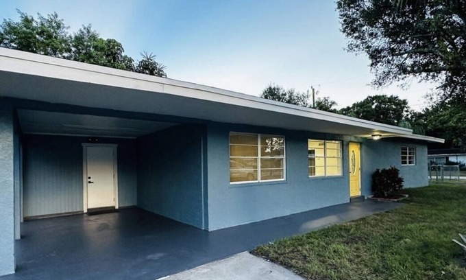 Fort Pierce Casa | Blue Subia BNB: A Quiet and Cozy Home Stay
