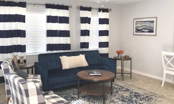 Zephyrhills West Apartamento | Blue Vaca Getaway
