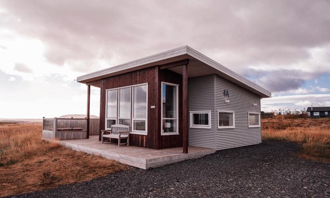 Reykholt Casa | Blue View Cabin 4A With private hot tub