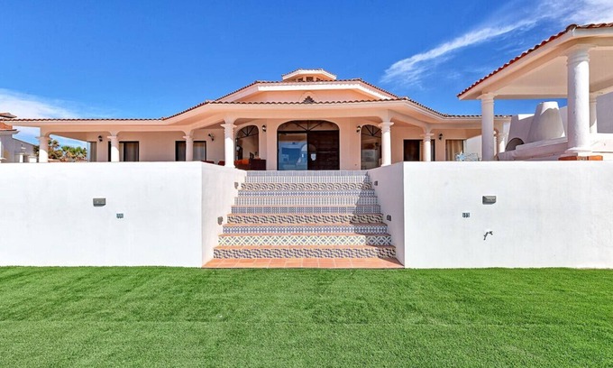 Las Conchas Casa | Blue Water Beach House 5BR Beachfront