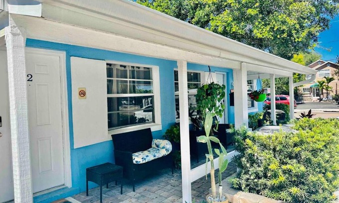 Indian Rocks Beach Apartamento | Blue Water Beachside Villa 1
