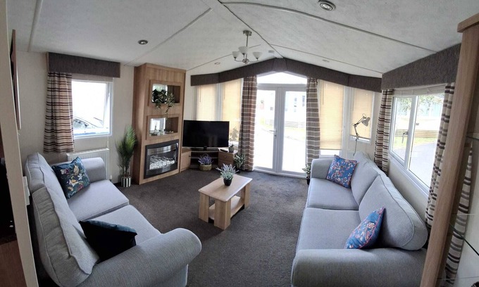 Dawlish Warren Casa | Blue Water Retreat Dawlish Warren Sleeps 4 - 10min walk from Beach, Pet Friendly