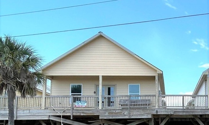Grand Isle Condominio | Blue Water Villa B está frente a la playa en Grand Isle