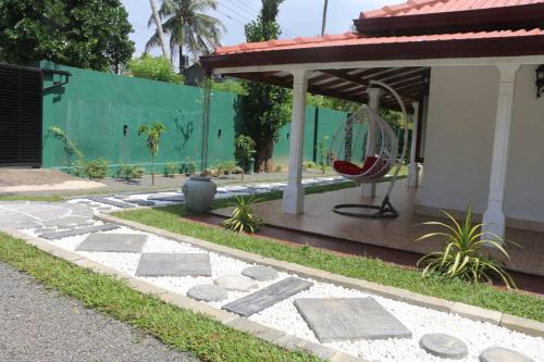 Welipitiya Cama Y Desayuno | Blue Water Villa