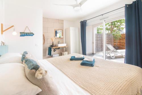Orient Bay Apartamento | BLUE WAVE - 2 bedrooms - Orient Beach!