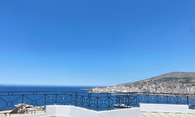 Sarande Hotel | BLUE WAVES