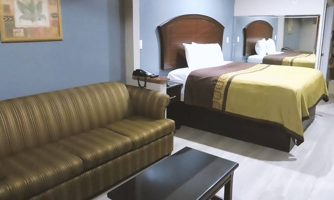 Greater Greenspoint Casa | Blue Way Inn & Suites Houston-1 King Bed Non Smoking
