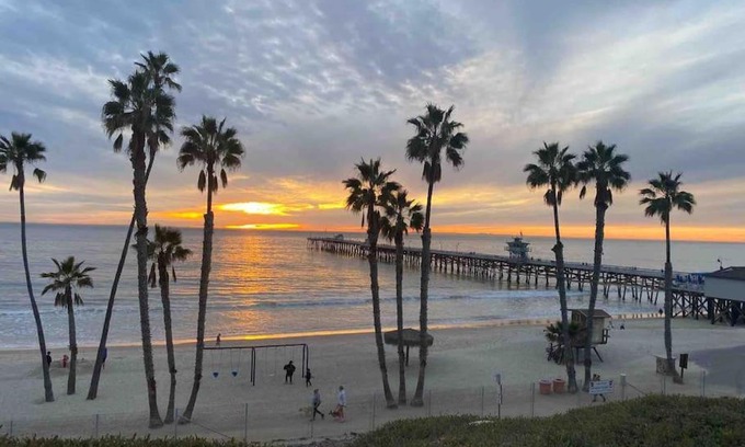 San Clemente Apartamento | Blue Whale Inn Pet and Kid Friendly Unit C