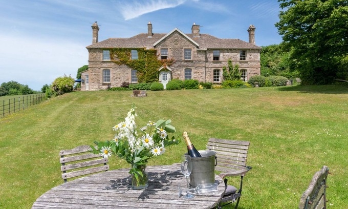Biddestone Cabaña | Bluebell Cottage, Euridge - Sleeps 6 in 3 bedrooms