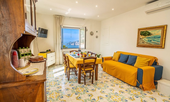 Termini Casa | Bluebell Residence - on the way to the famous path of "Punta Campanella"