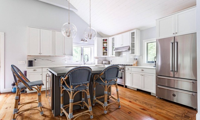 Stone Ridge Apartamento | NEW: Secluded Comfort and Style in Stone Ridge.
