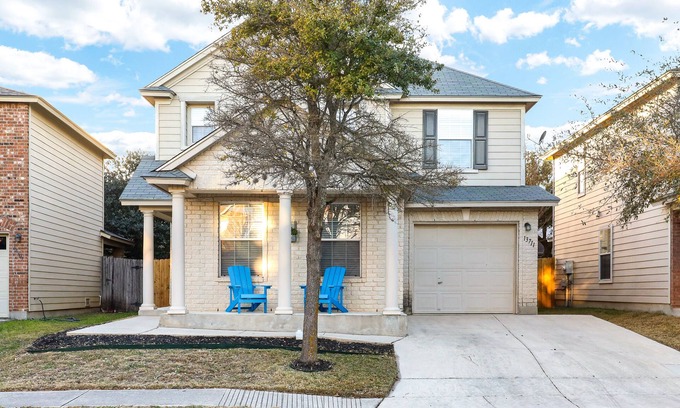 Wetmore Casa | Bluebonnet - A Birdy Vacation Rental