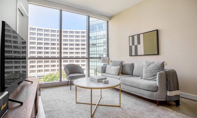Dupont Circle Apartamento | Blueground | Adams Morgan, rooftop, nr Dupont Circle