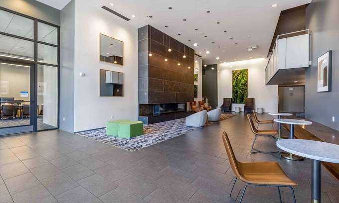 Brighton Apartamento | Blueground | Columbia City, gym & w/d, nr park