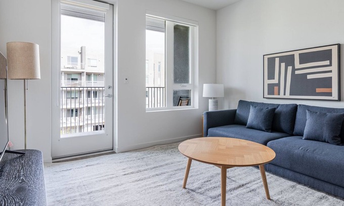 Fremont Apartamento | Blueground | East Industrial, pool & AC, nr park