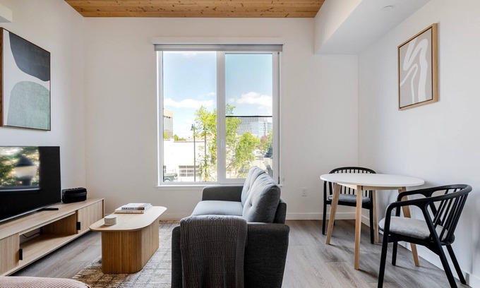 East Somerville Apartamento | Blueground | East Somerville, rooftop, nr Prospect Park