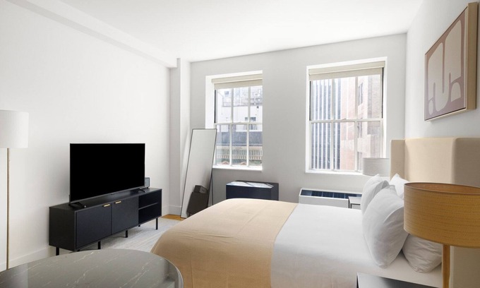 Financial District Apartamento | Blueground | Financial District, rooftop, nr Wall St.