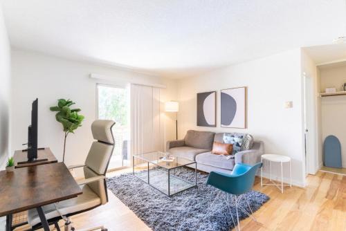 Fremont Apartamento | Blueground Fremont balcony nr stores park SFO-1725