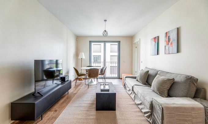 Gasperich Apartamento | Blueground | Gasperich, view, nr Park Merl