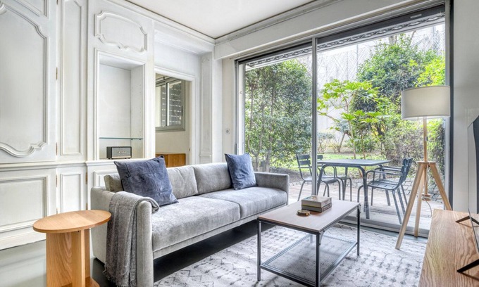 7th Arrondissement Apartamento | Blueground | Invalides, balcony, nr Seine