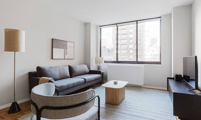 Tudor City Apartamento | Blueground | Kips Bay, pool & gym, nr Empire