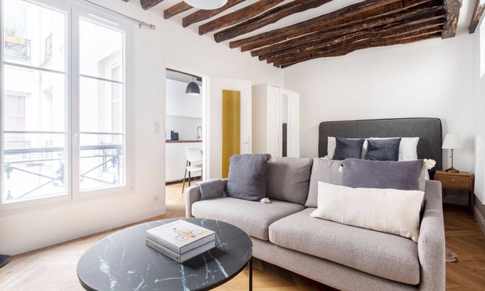 Arsenal Apartamento | Blueground | Le Marais, nr Place des Vosges