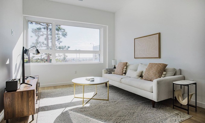 Greater Wilshire - Hancock Park Apartamento | Blueground | Mid-Wilshire, AC, w/d, nr LACMA