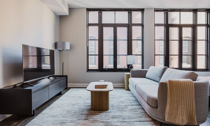 Mount Vernon Square Apartamento | Blueground | Mt Vernon, pool & w/d, nr Chinatown