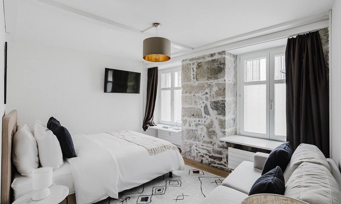 Oberstrass Apartamento | Blueground | Oberstrass, rooftop, furnished