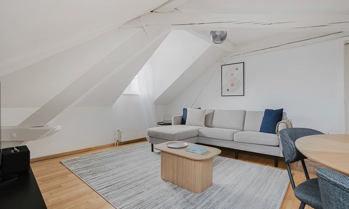 Oberstrass Apartamento | Blueground | Oberstrass, rooftop, kitchen