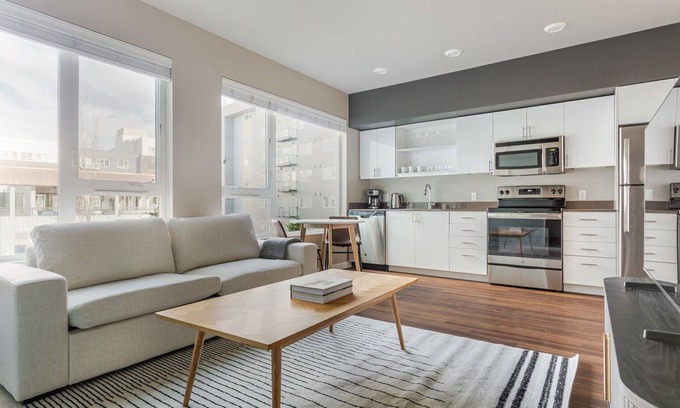 Overlake Apartamento | Blueground | Overlake, gym & w/d, nr park