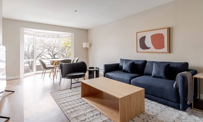 South Beach Apartamento | Blueground | South Beach, pool, w/d nr baseball field