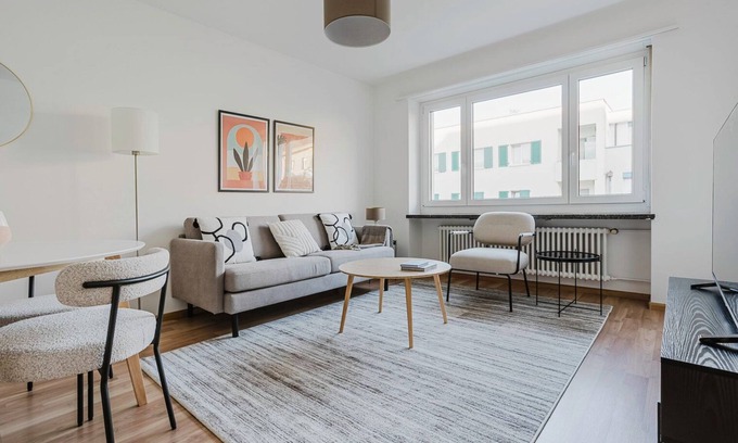 St. Johann Apartamento | Blueground | St. Johann, w/d, balcony, furnished