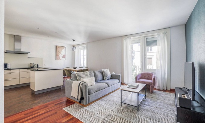 Alt-Wiedikon Apartamento | Blueground | Wiedikon, balcony & w/d, nr market