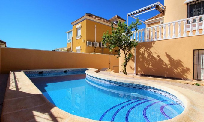 San Miguel de Salinas Villa | Casas en Bluelagoon