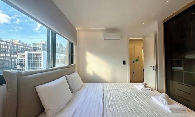 Piraeus Apartamento | BlueMotion - CruiseHub