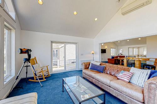 Neshobe Beach Casa | Blues Views