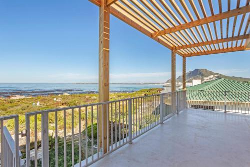 Betty's Bay Casa | Blueview on Silversand by Host Agents