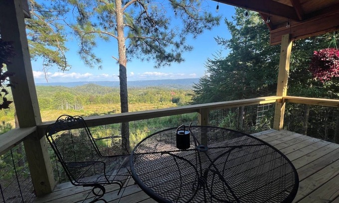 Trenton Cabina | Bluff view cabin