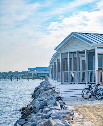 Chincoteague Casa | Blufin Bungalows & Marina