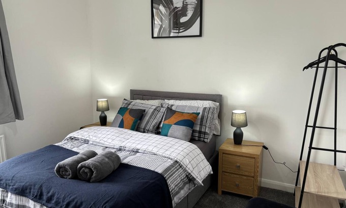 Cowpen Casa | Blyth Royal Free Parking