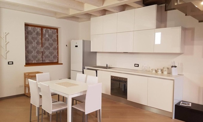 Magugnago Apartamento | Bmp Apartment DELUXE 1 con vista al lago Jacuzzi