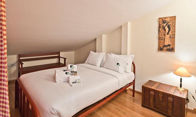 Charneca de Caparica e Sobreda Apartamento | BmyGuest - Aroeira Golf Apartment