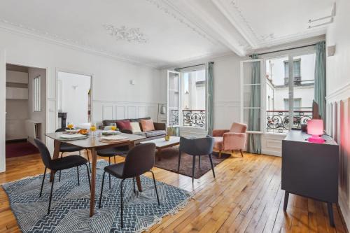 Saint-Merri Apartamento | BnBNova - 2BR - Le Marais & Hotel de Ville