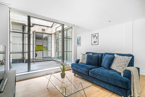 The City of London Apartamento | BnBNova - Heart of Holborn - 2BR with Patio