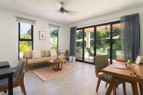 Playa Langosta Apartamento | Bo Jungle - Steps to Tamarindo Beach - Surf Pool 2