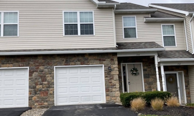 Boalsburg Casa | Boalsburg Lion's Den-close to PSU campus, golf, and ski slopes