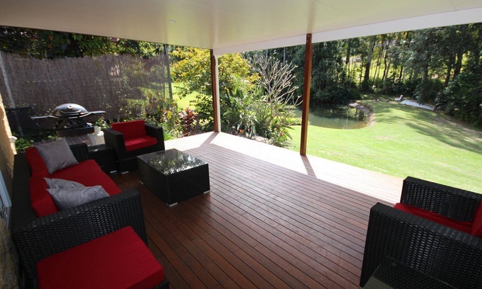 Boambee Casa | Boambee Hideaway - country cottage