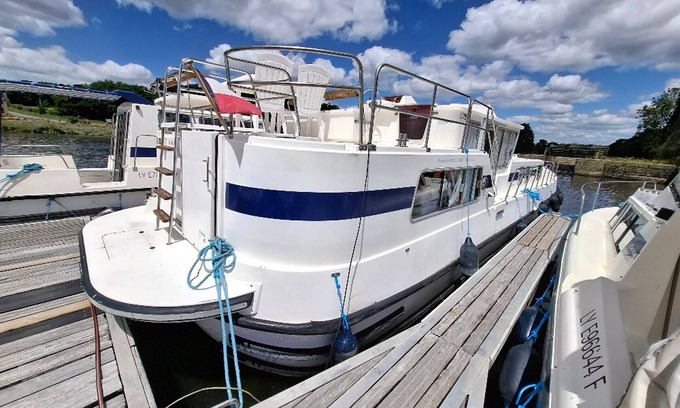 Chenille-Change Alquiler De Eote | Boat Chenillé-Changé, 4 bedrooms, 9 persons