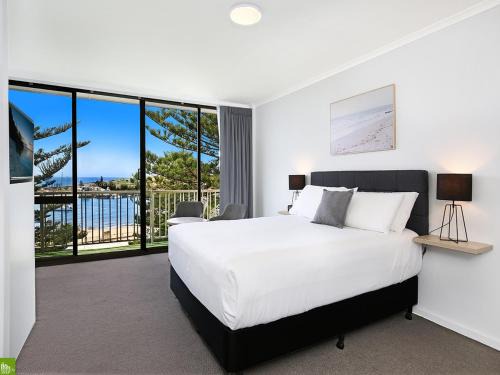 Wollongong Hotel | Boat Harbour Motel